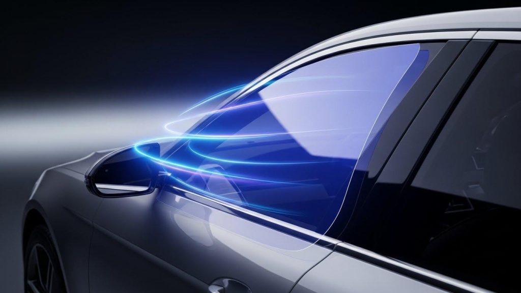 kak vybrat i ustanovit plenku na steklo avtomobilya 3