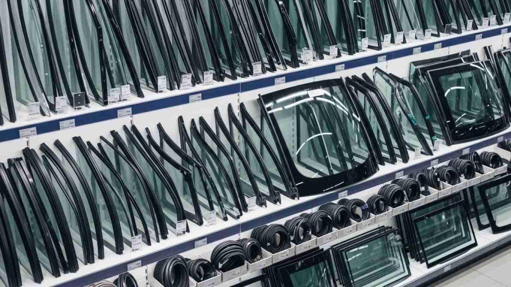 kak vybrat zapchasti dlya avtomobilnyh stekol 2