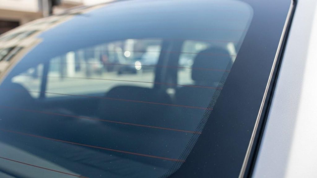 laminirovannye zadnie stekla preimuschestva i osobennosti 1