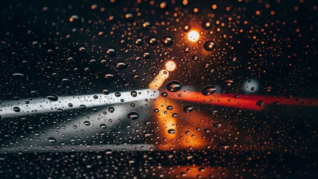 obzor materialov lobovogo stekla steklo plenka i pokrytiya 3