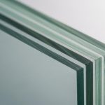 preimuschestva i nedostatki laminirovannyh stekol 1