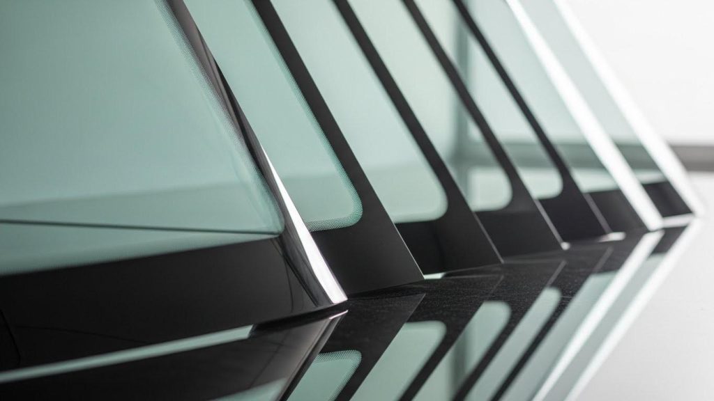 stoimost i preimuschestva neoriginalnyh stekol 1